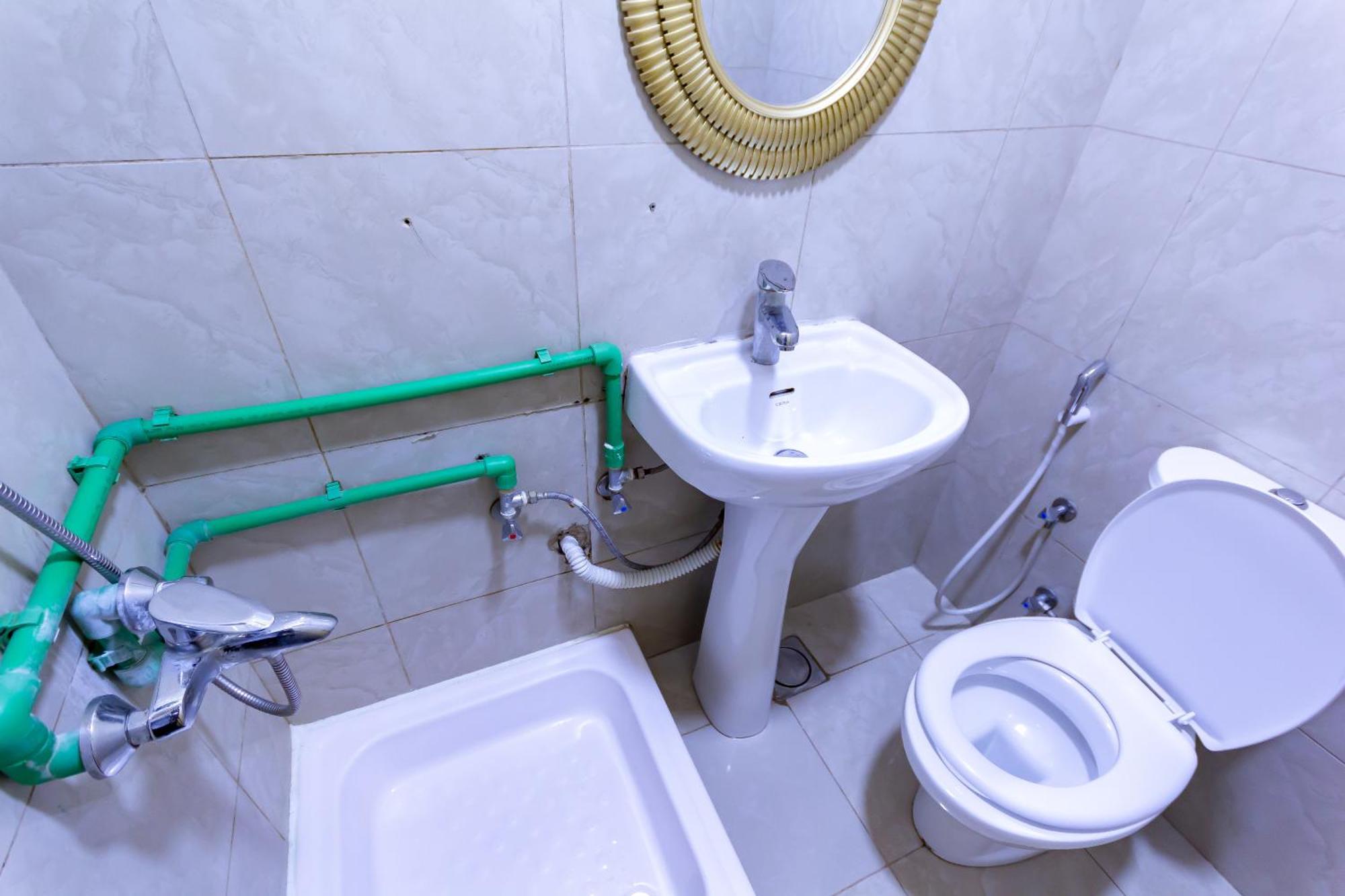 Budget Rooms With Private Bathroom For 'Girls' Only In Dubai, Marina ภายนอก รูปภาพ